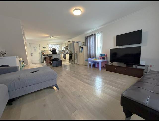 3 BEDROOM HOUSE FOR SALE IN HEATHFIELD